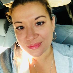 Meet your Posher, Roxanna